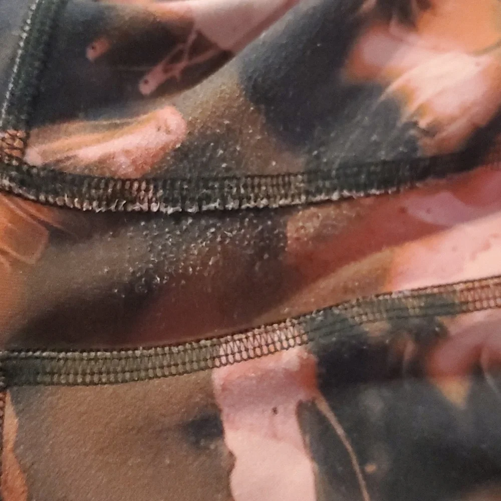 SOLD Sz 8 Lululemon Align High-Rise Crop 25" Intensity Pink Blossom Multi Nulu. - Picture 8 of 9